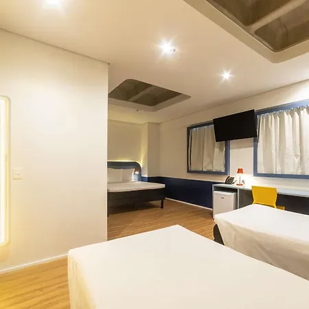 Ibis Styles Shopping Giga Mall