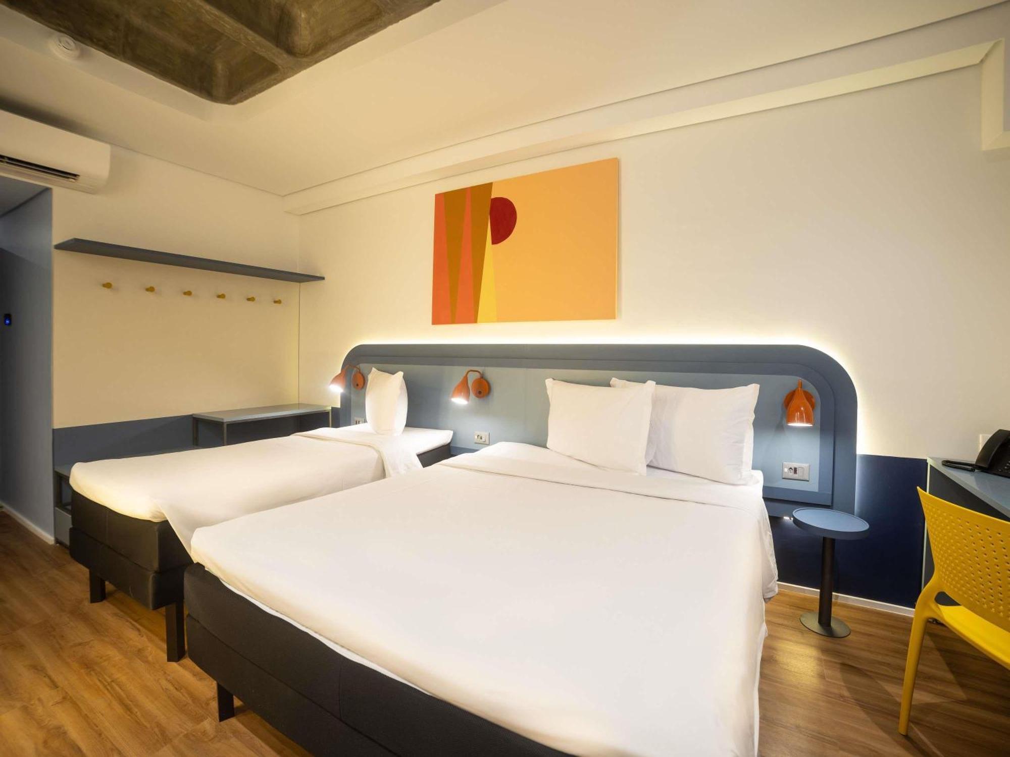 Ibis Styles Shopping Giga Mall Hotel 3*