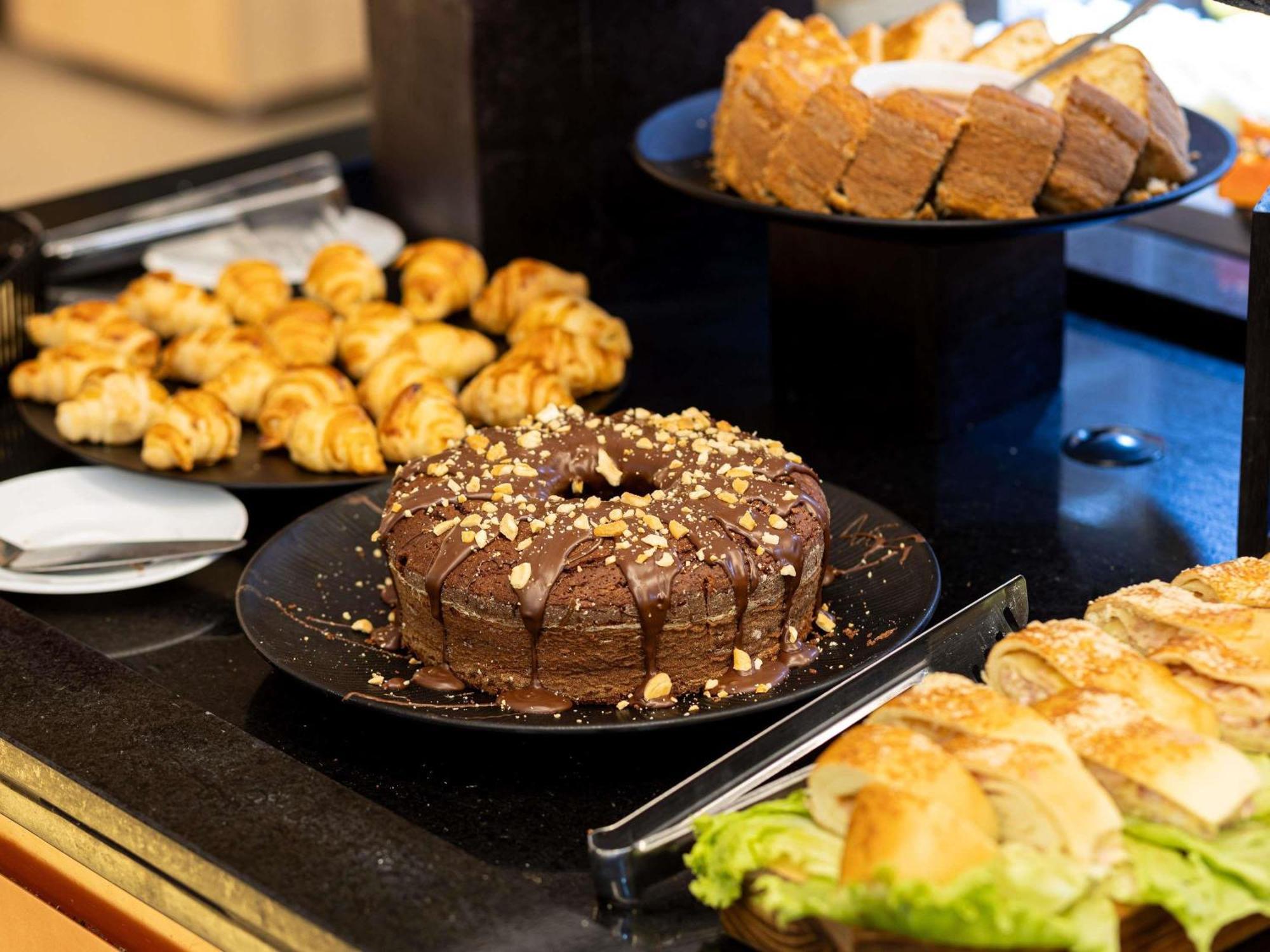 Ibis Styles Shopping Giga Mall Hotel 3*