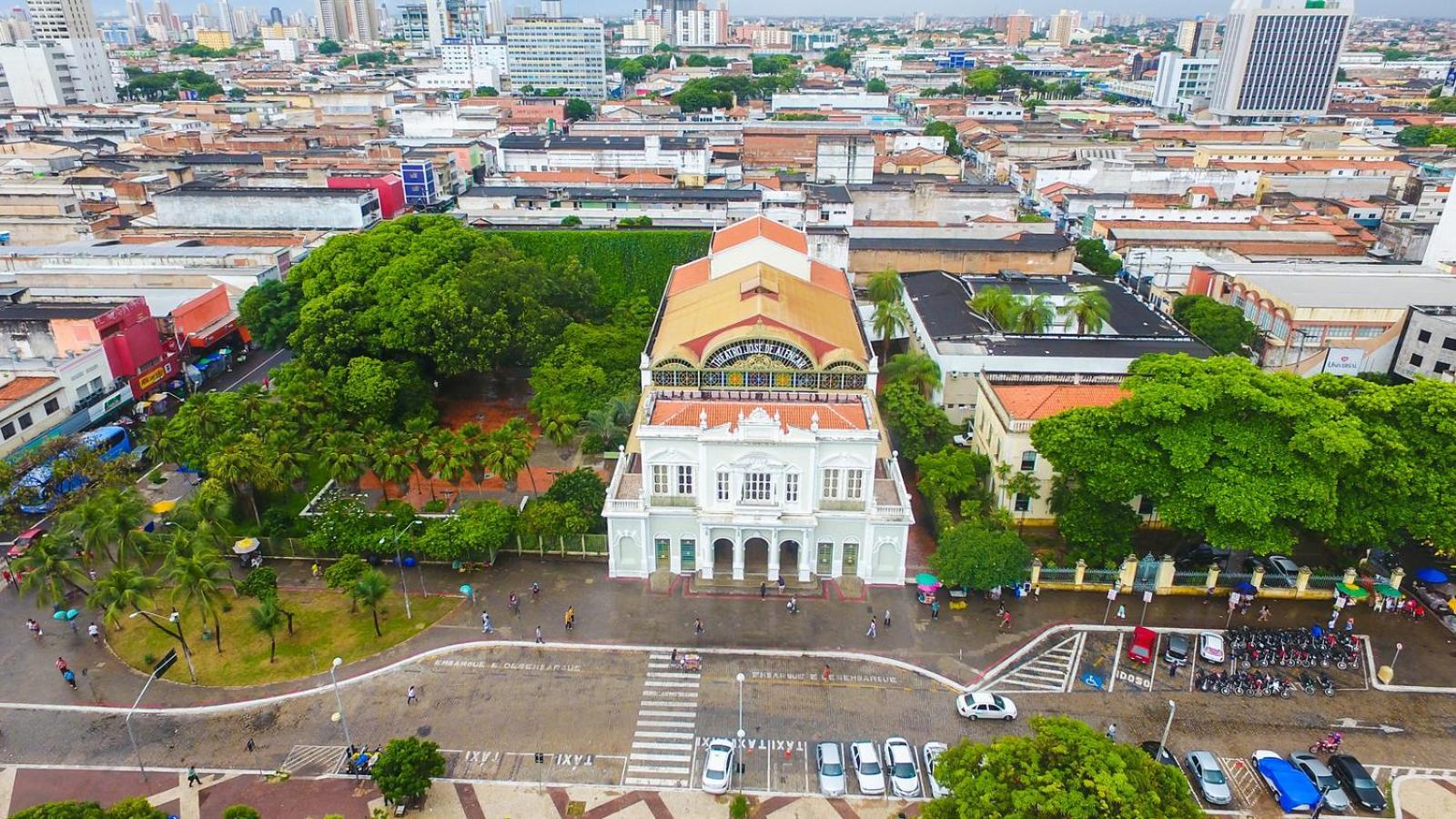 Hotel Ibis Styles Shopping Giga Mall 3*